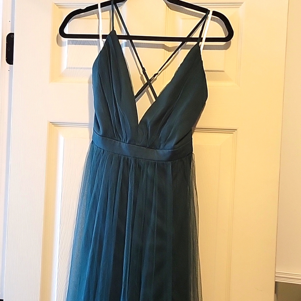 Hunter green dress Lulu's size M wore once. I did alter the 2 slits a bit.